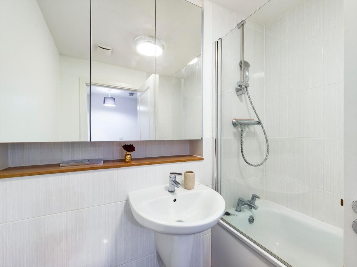 Cheerful 5-Bdr/3-Bath House W/ Free Parking Villa Reading Ngoại thất bức ảnh